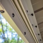 Tonnelle de jardin Messina 298x363cm en aluminium thermolaqué champagne– SOJAG – Image 5