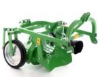 arracheuse de pommes de terre pour tracteur bomet ursa éjection arrière tamis oscillant