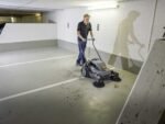 karcher km 70/30 c bp 2sb balayeuse à batterie avec bac de ramassage 36 v 6 ah